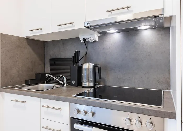 Contemporary Designed Apartment, Location Appartamento