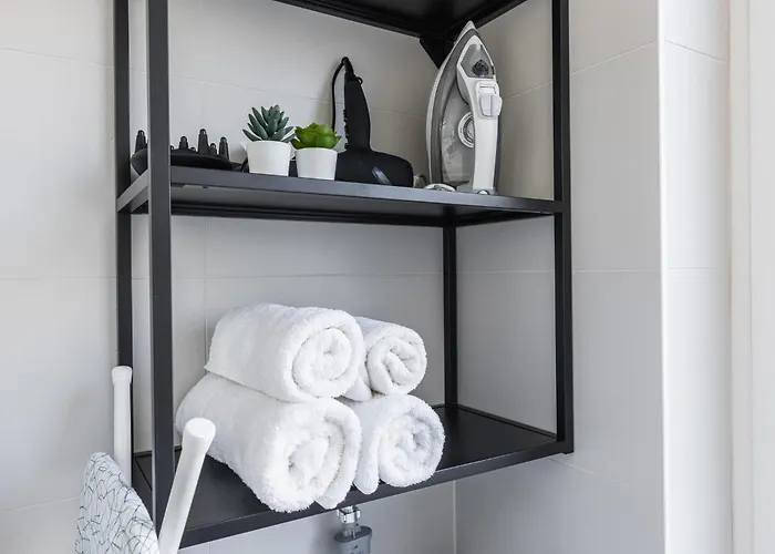 Contemporary Designed Apartment, Location * Vienna